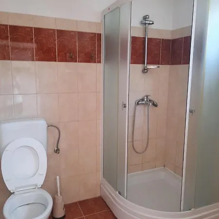 Mikulin Apartments * Lumbarda